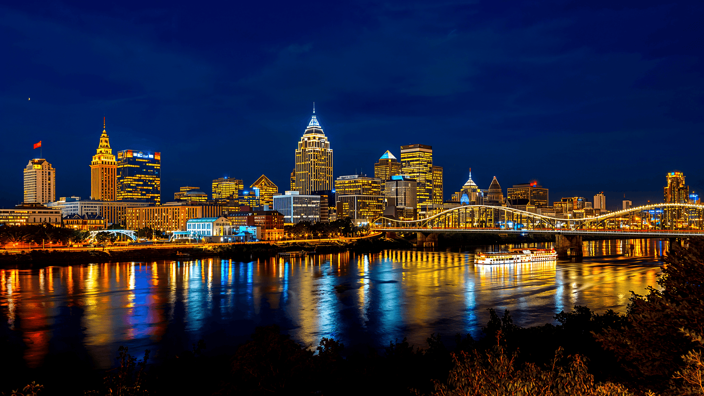 Cincinnati Skyline Night Covington View 006